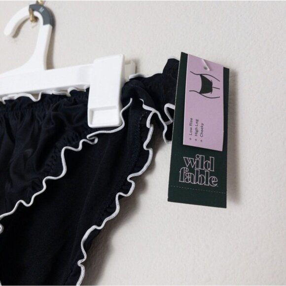 NWT Wild Fable Contrast Stitch Cheeky High Leg Ruffle Bikini Bottom M - Picture 4 of 7